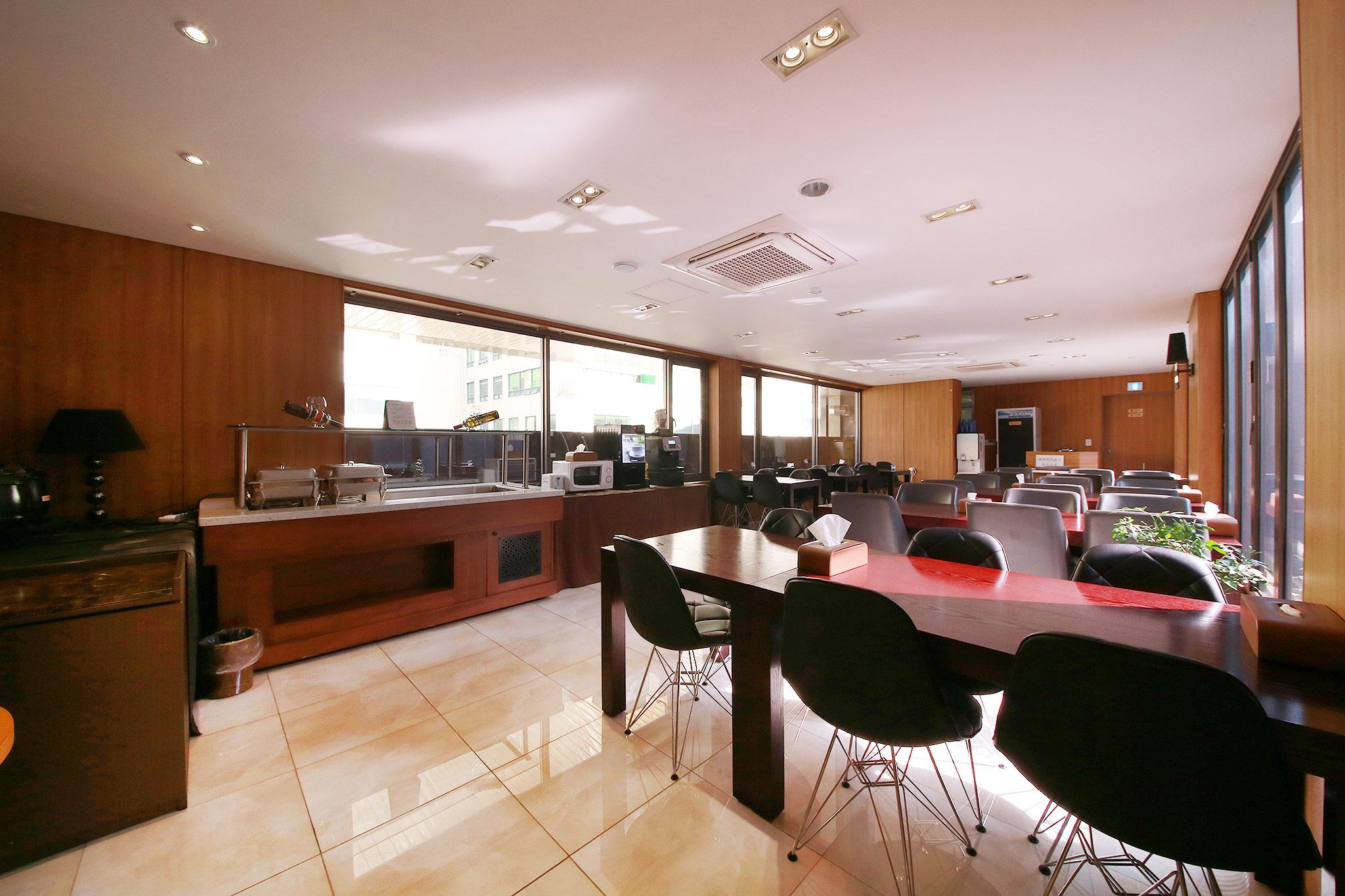 Uijeongbu La Tree Hotel-12