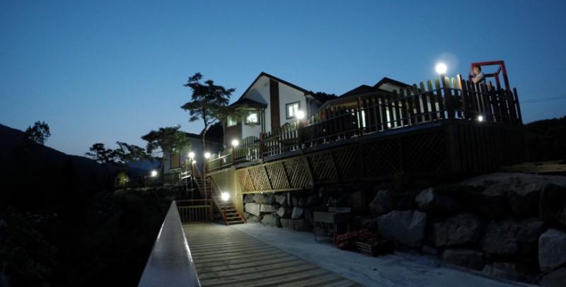 Pocheon Lake's Morning Pension-8