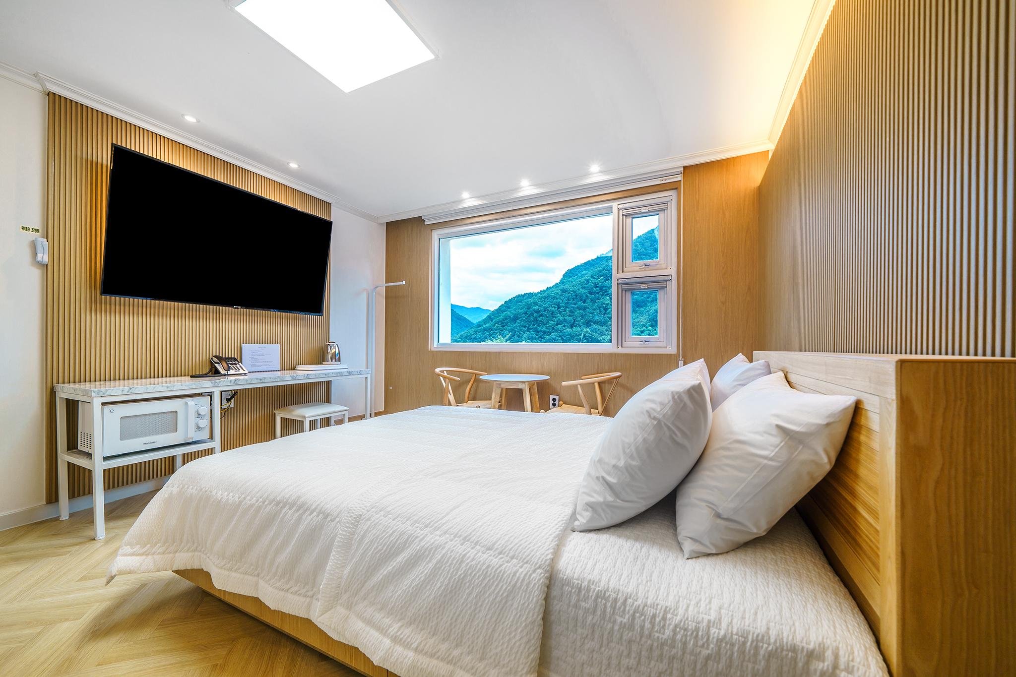 Danyang Meros Hotel