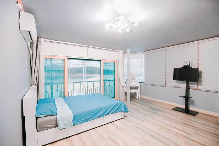 Goseong Jagdo House Pension