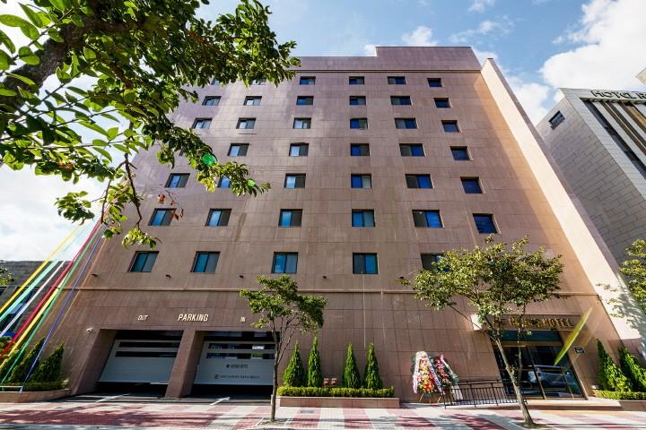 Busan Hound Hotel Jeonggwan-7