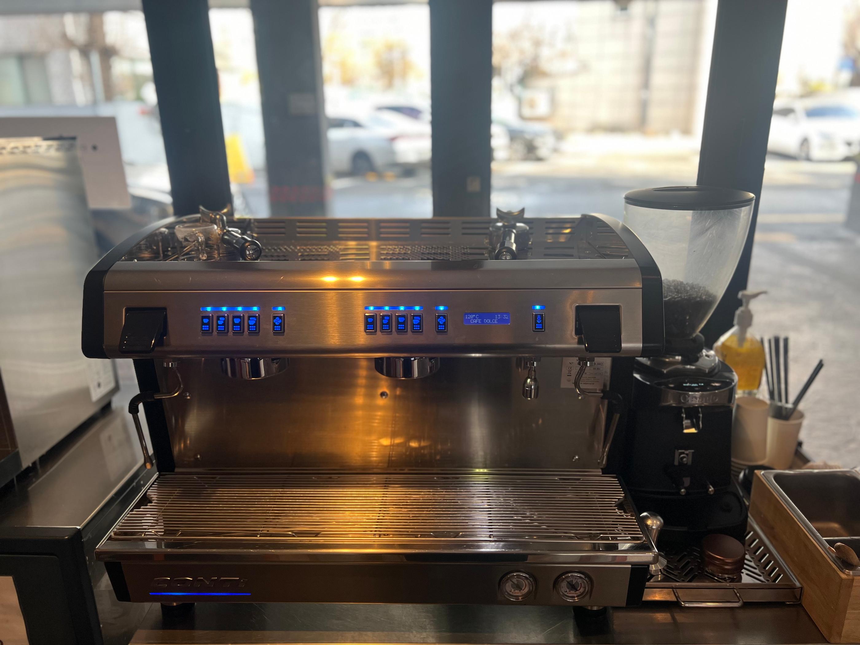 Suwon Station Myeongjak Hotel-21