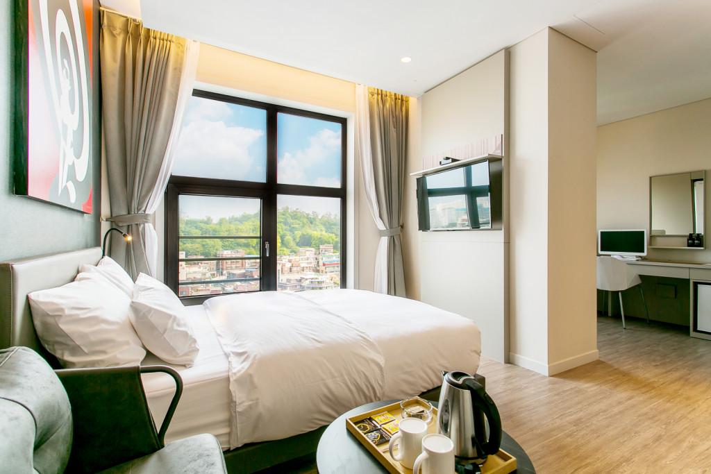 Ehwa University H Avenue-8