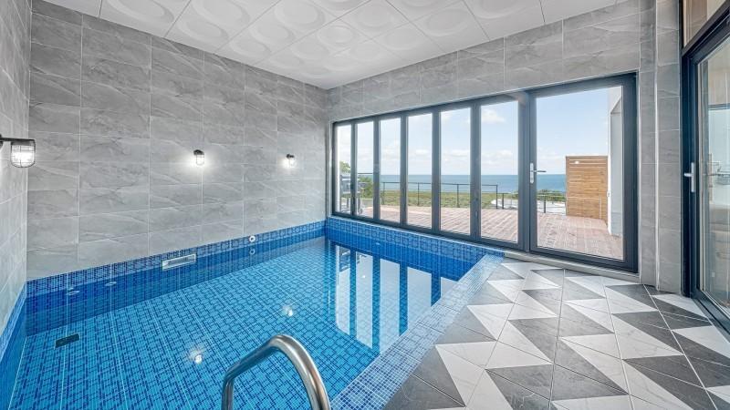 Pohang Vivaldine Pool Villa