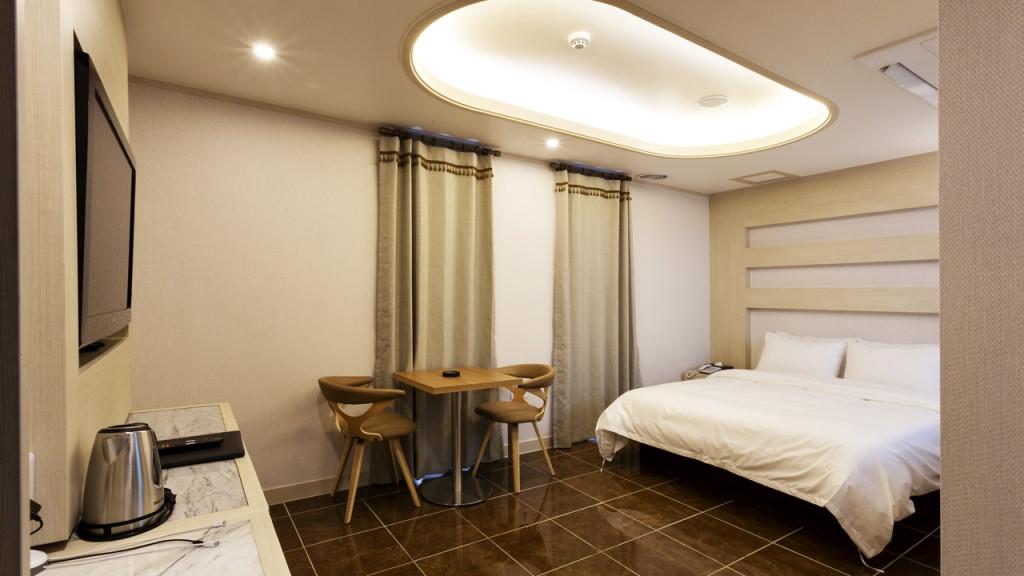 Hotel Tirol-4