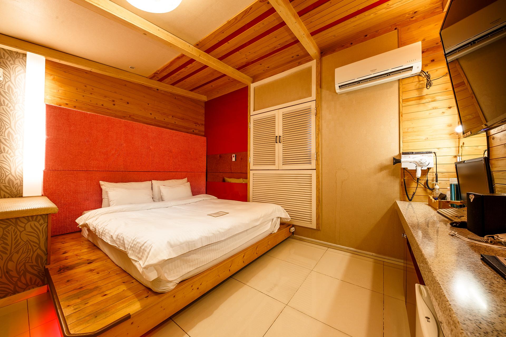 Gongju Dream Hotel