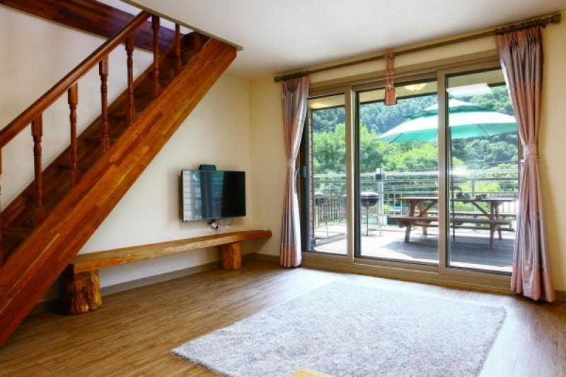 Hongcheon Yeongjin Pension