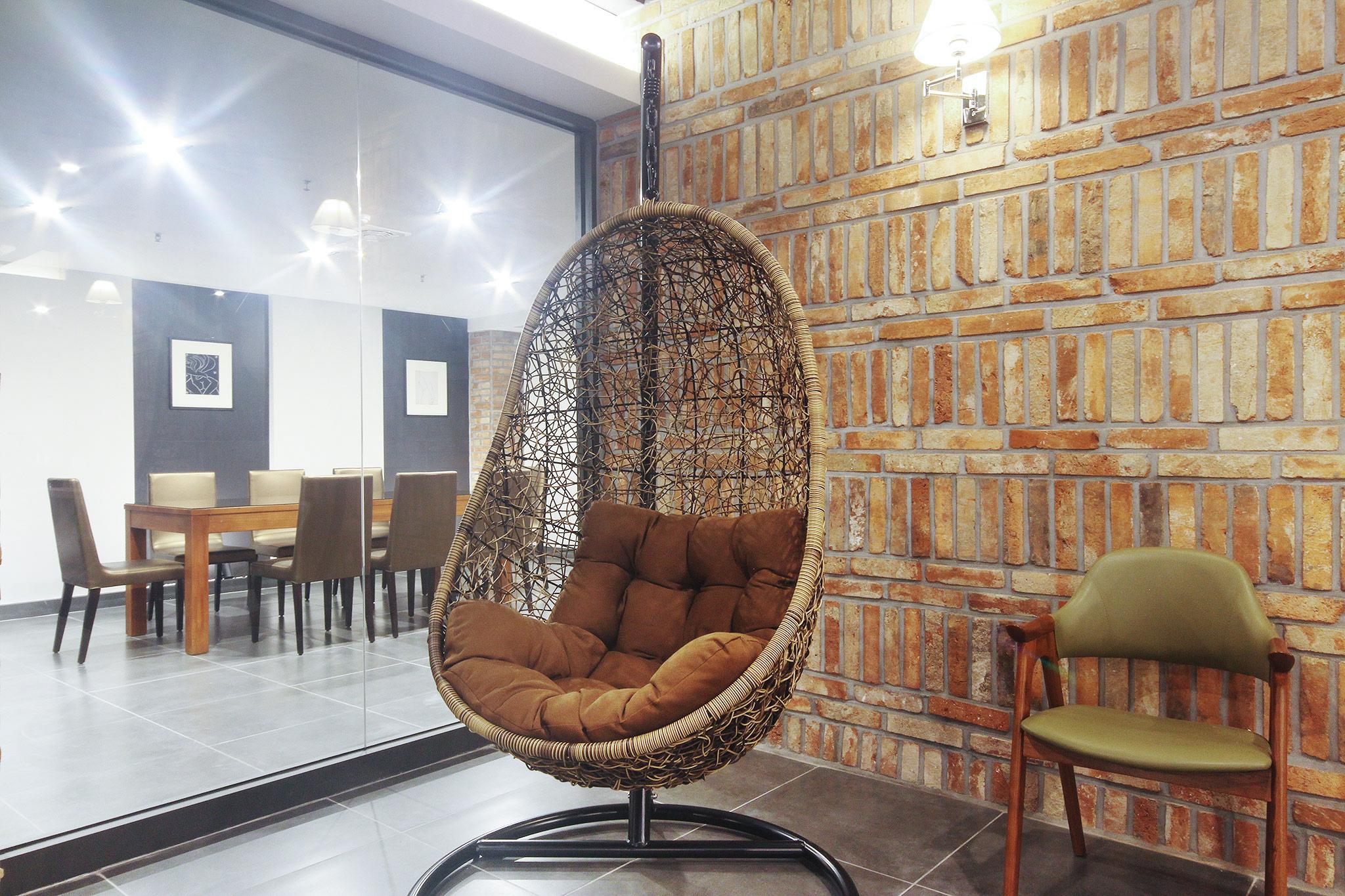 Busan Seomyeon Brown Dot 1-34