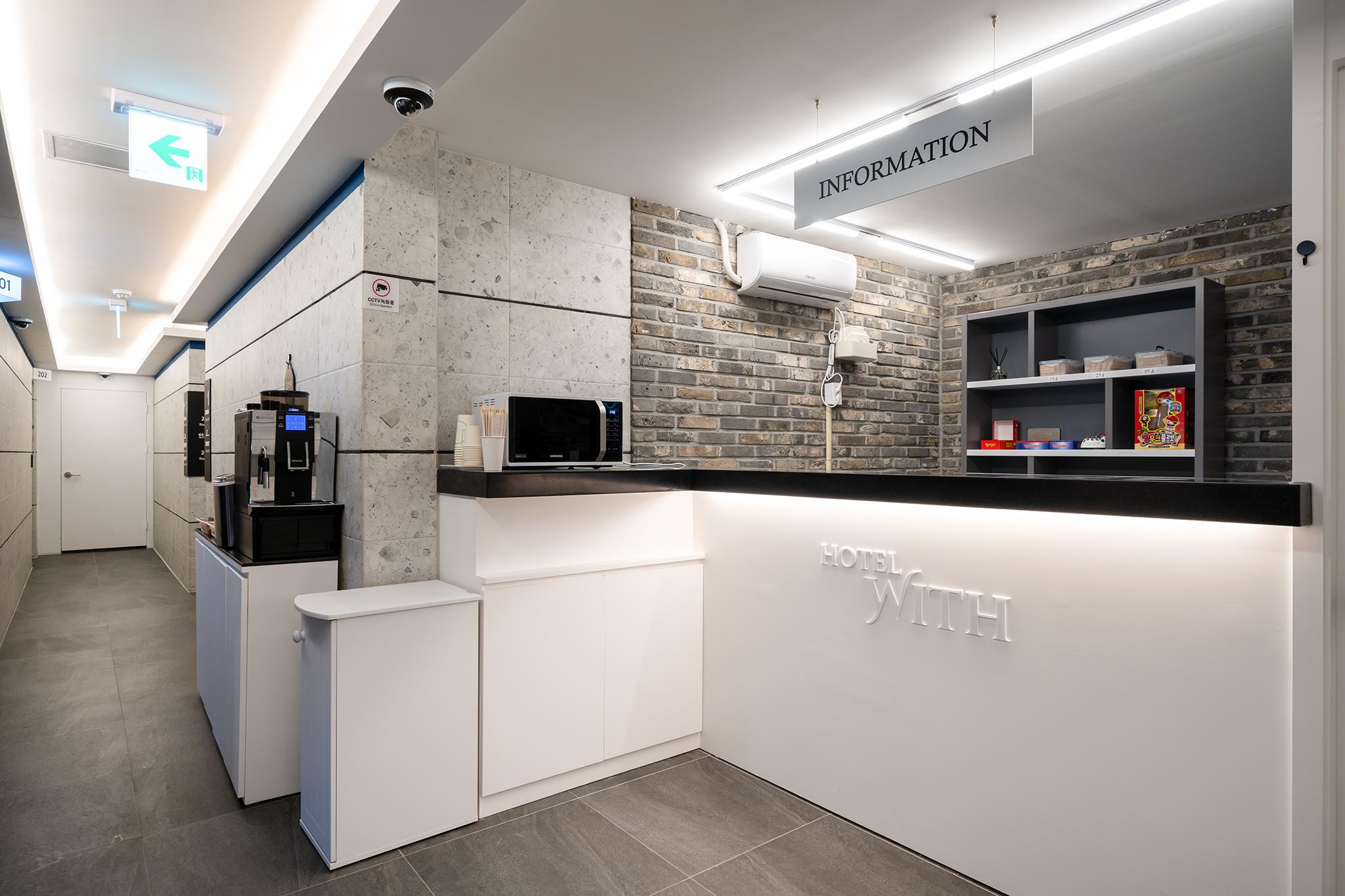 Uijeongbu Hotel With-7