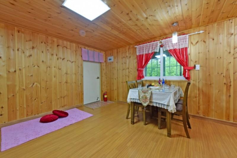 Gapyeong Happy Pension-11