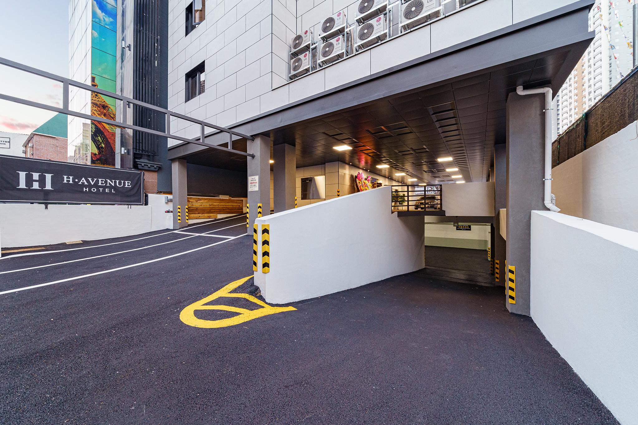 Busan Minam Station H Avenue-34