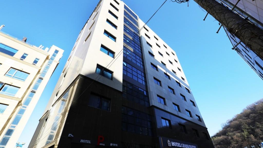 Wolmido Grand Suite Hotel-5