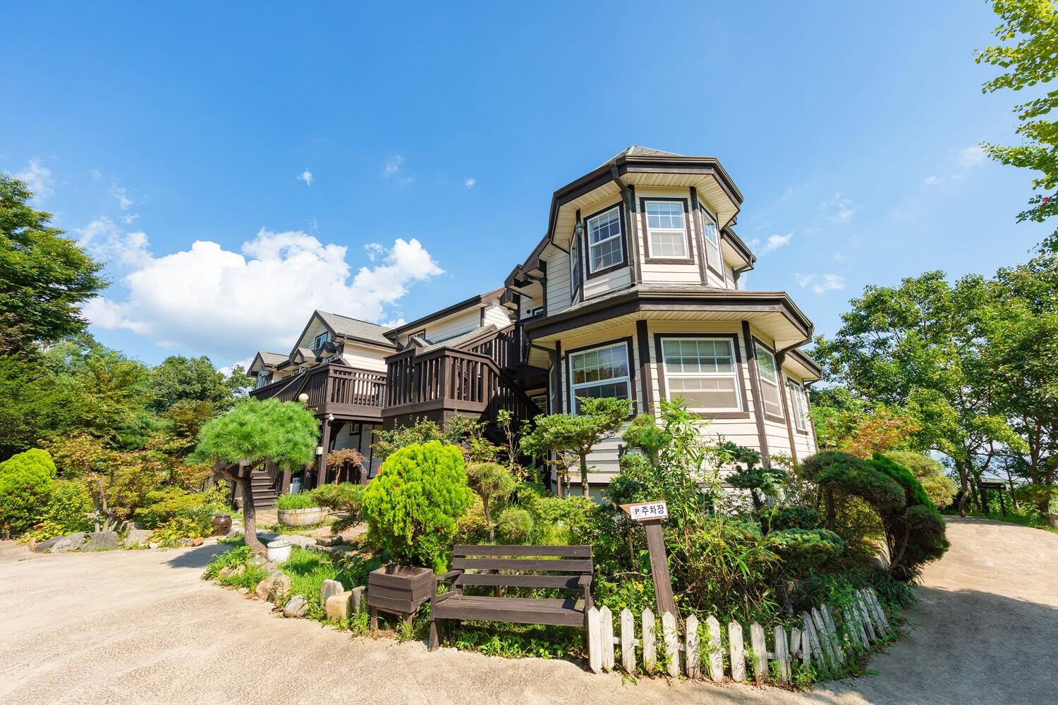 Ganghwa Teo Pension