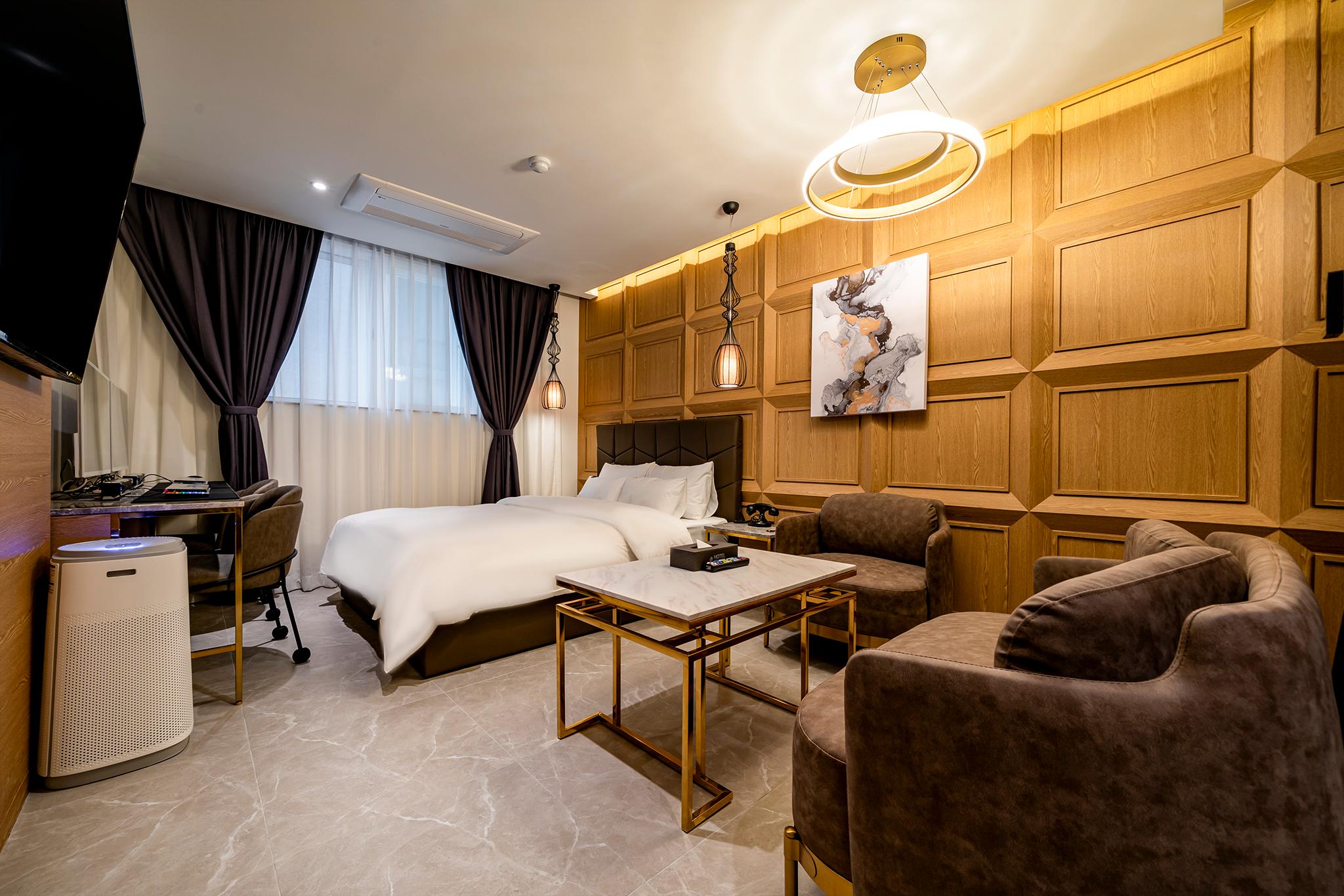 Chungju Urban Brown Hotel