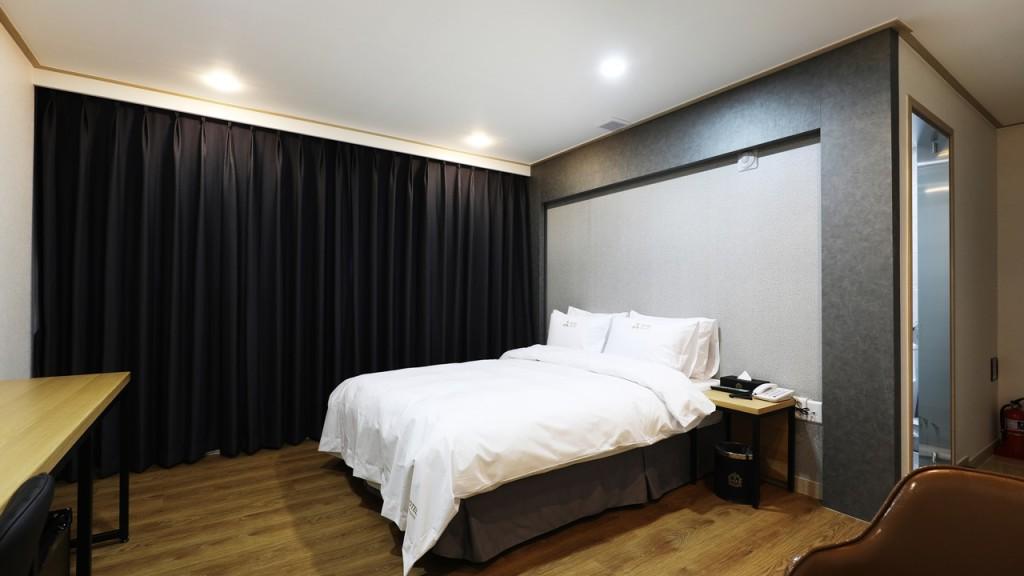 Wolmido Grand Suite Hotel-25