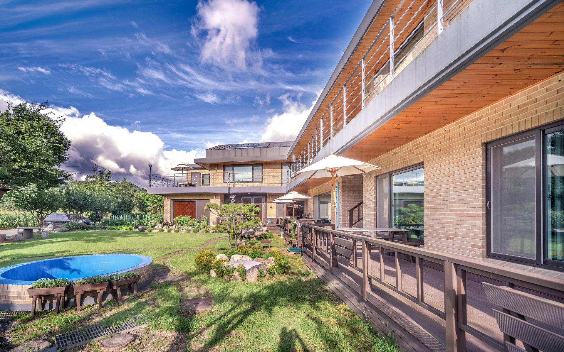 Inje Baekdam Alps Pension