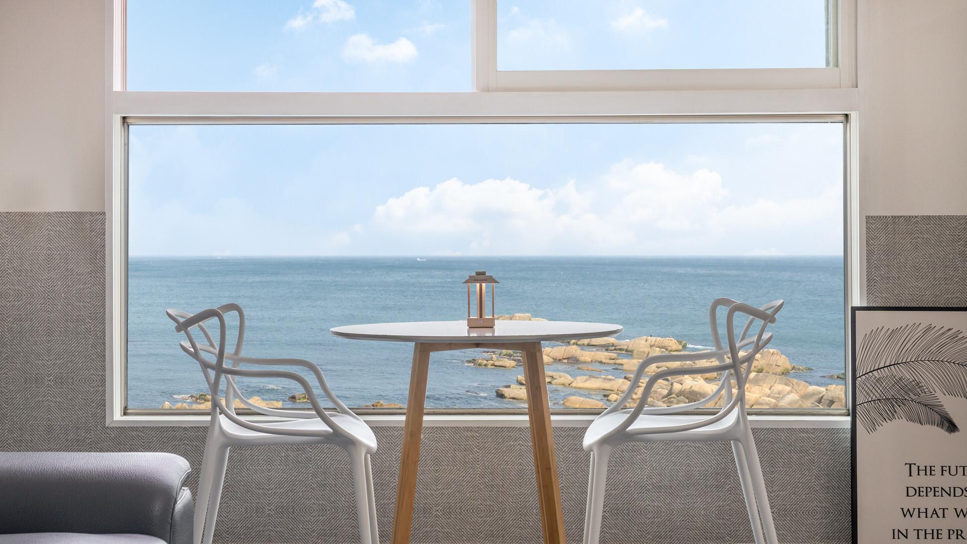 Gosung Napoli House Dog-Friendly Pension