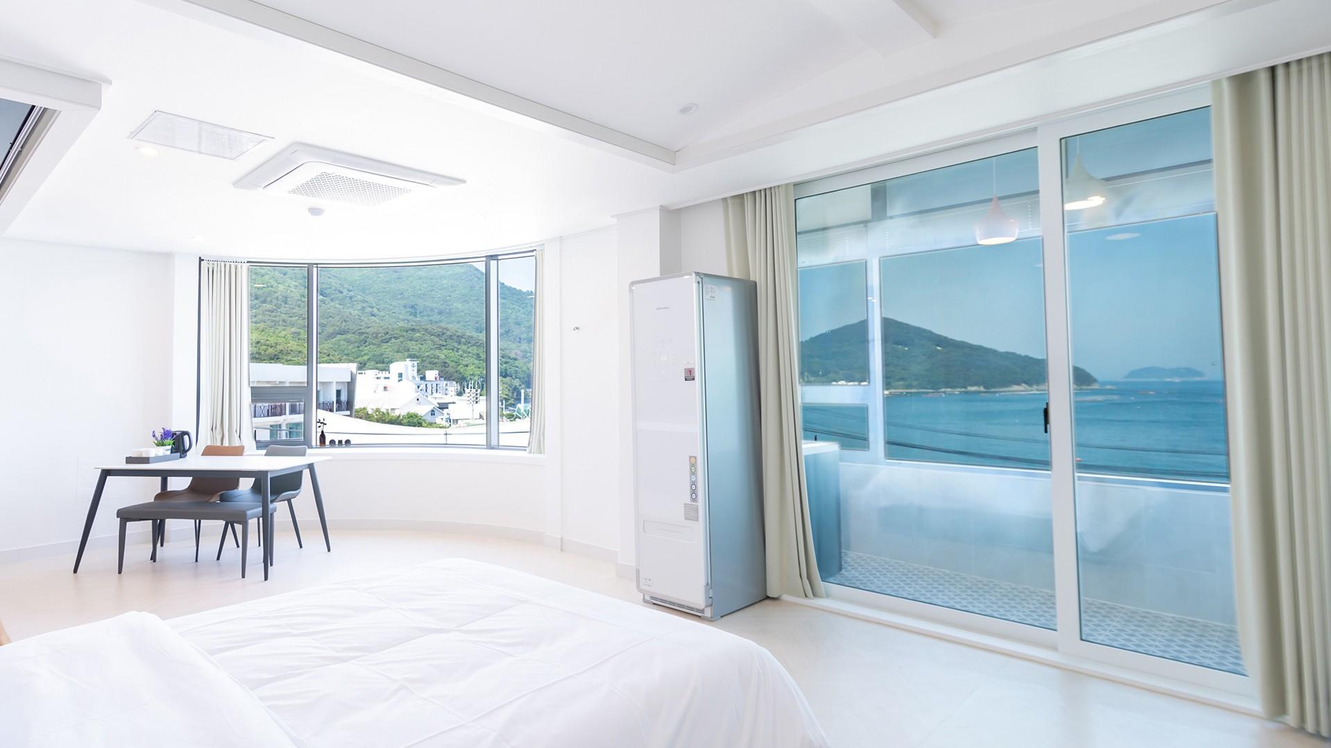 Geoje Island Tiffany Spa Hotel