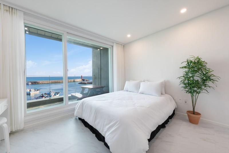 Yangyang Ocean View Dog Pension Flora