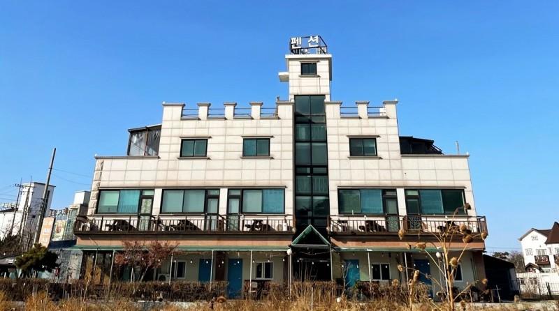 Hwaseong (Jebudo) Dasom Pension-14