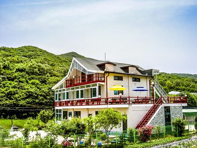 Aryeong Pension