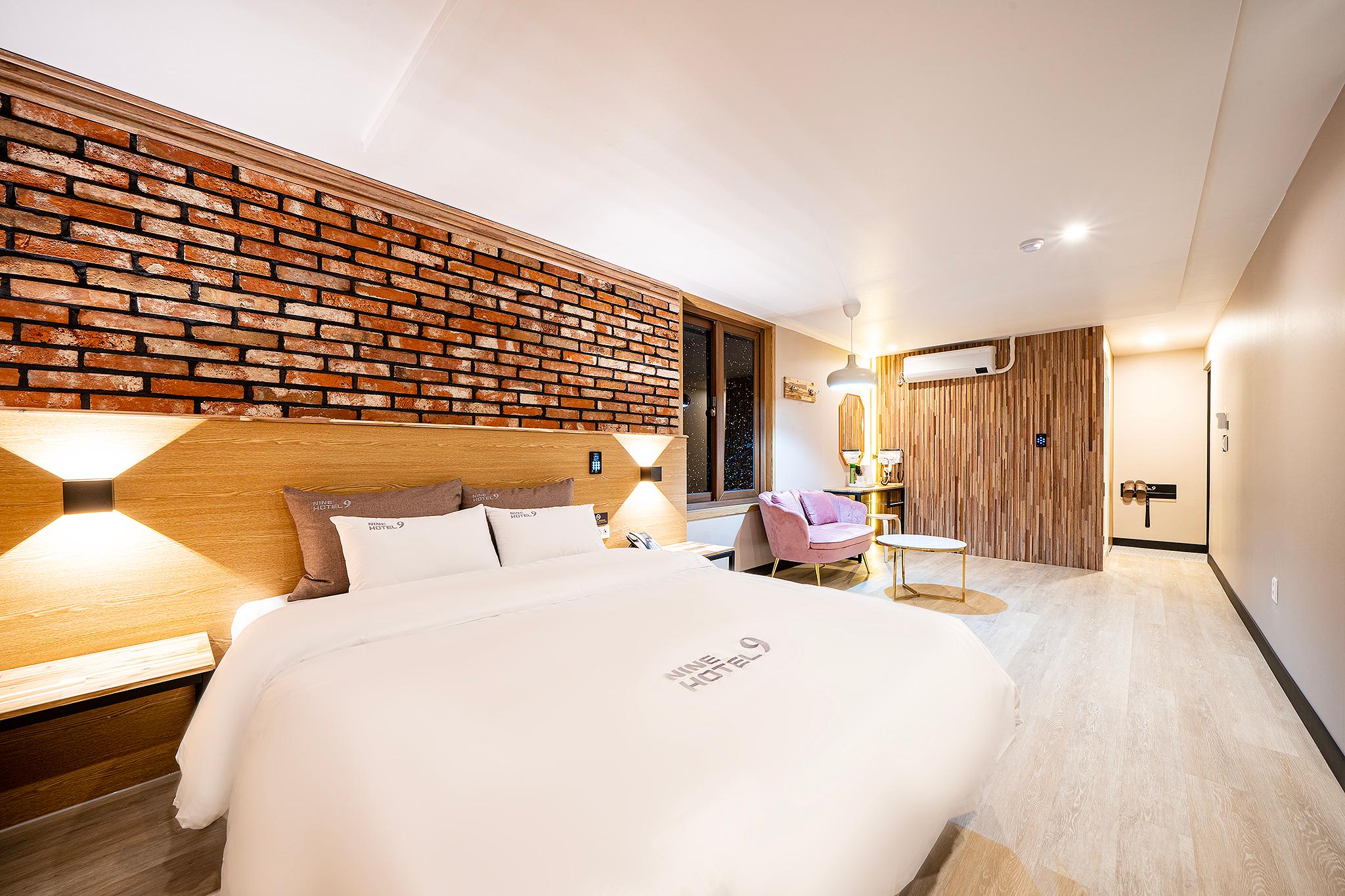 Nine Drive-in Hotel in Shinan-dong, Gwangju