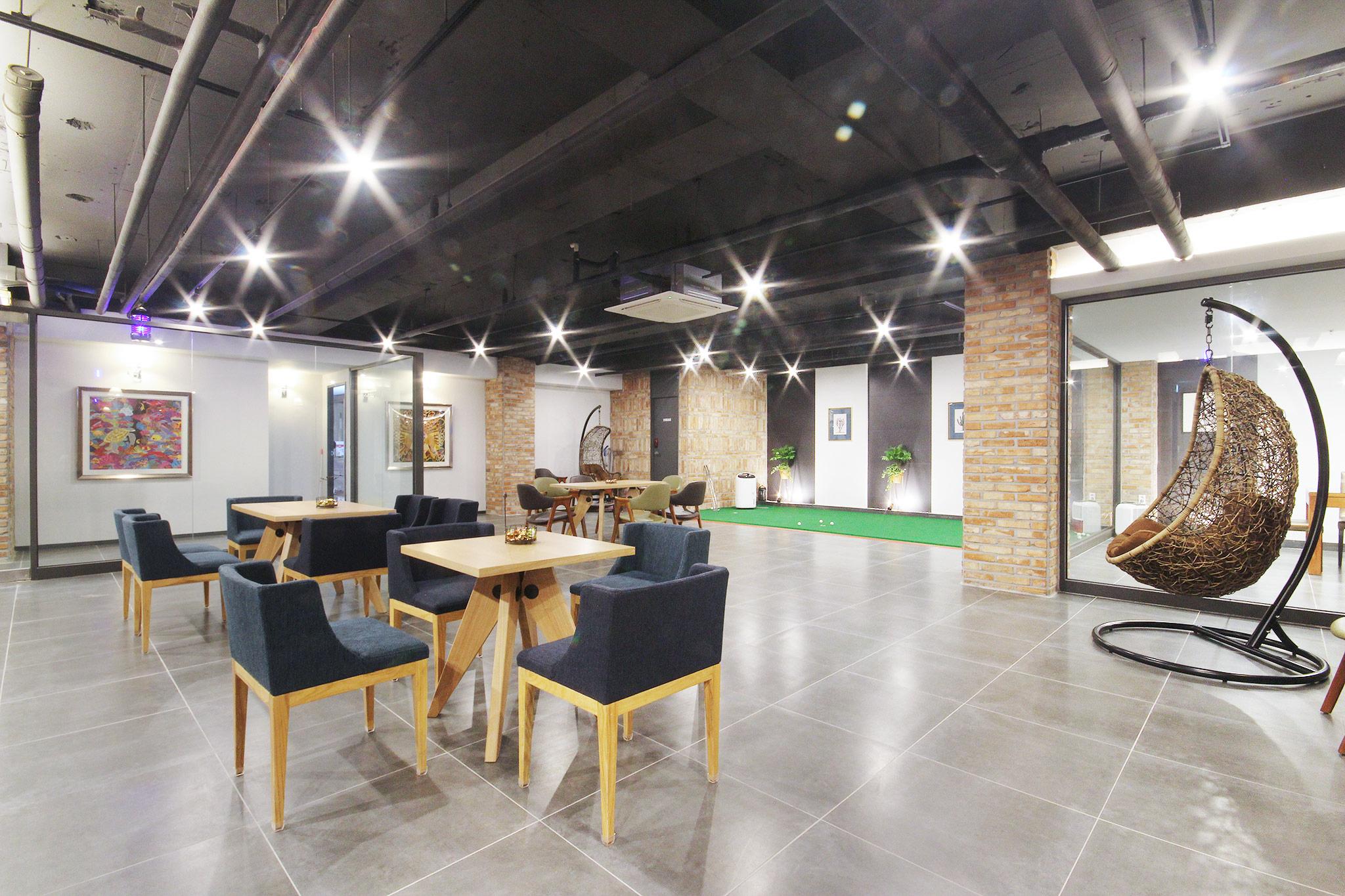 Busan Seomyeon Brown Dot 1-28