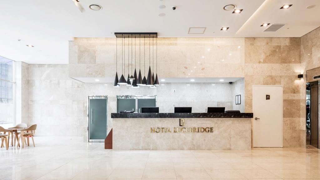 The First Stay Hotel-8