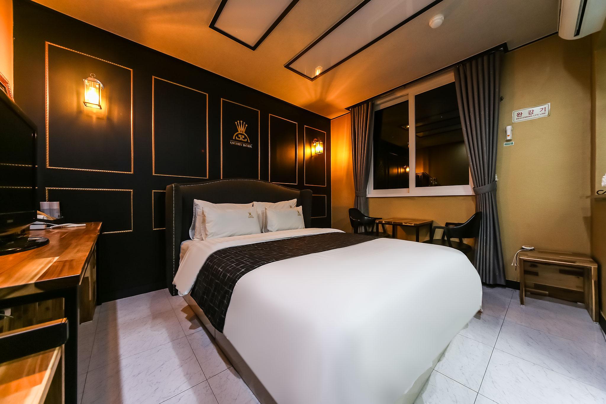 Changwon Luxury