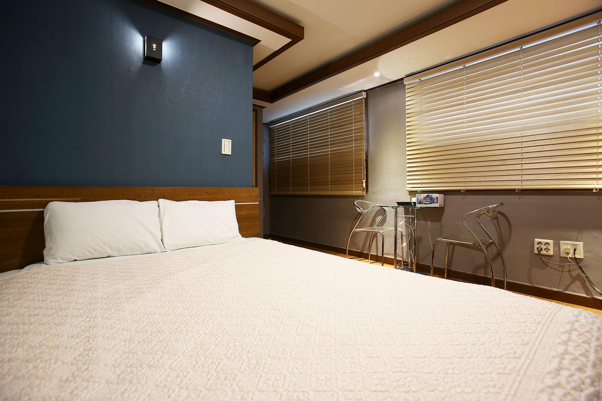 Cheongnyangni Donga Motel