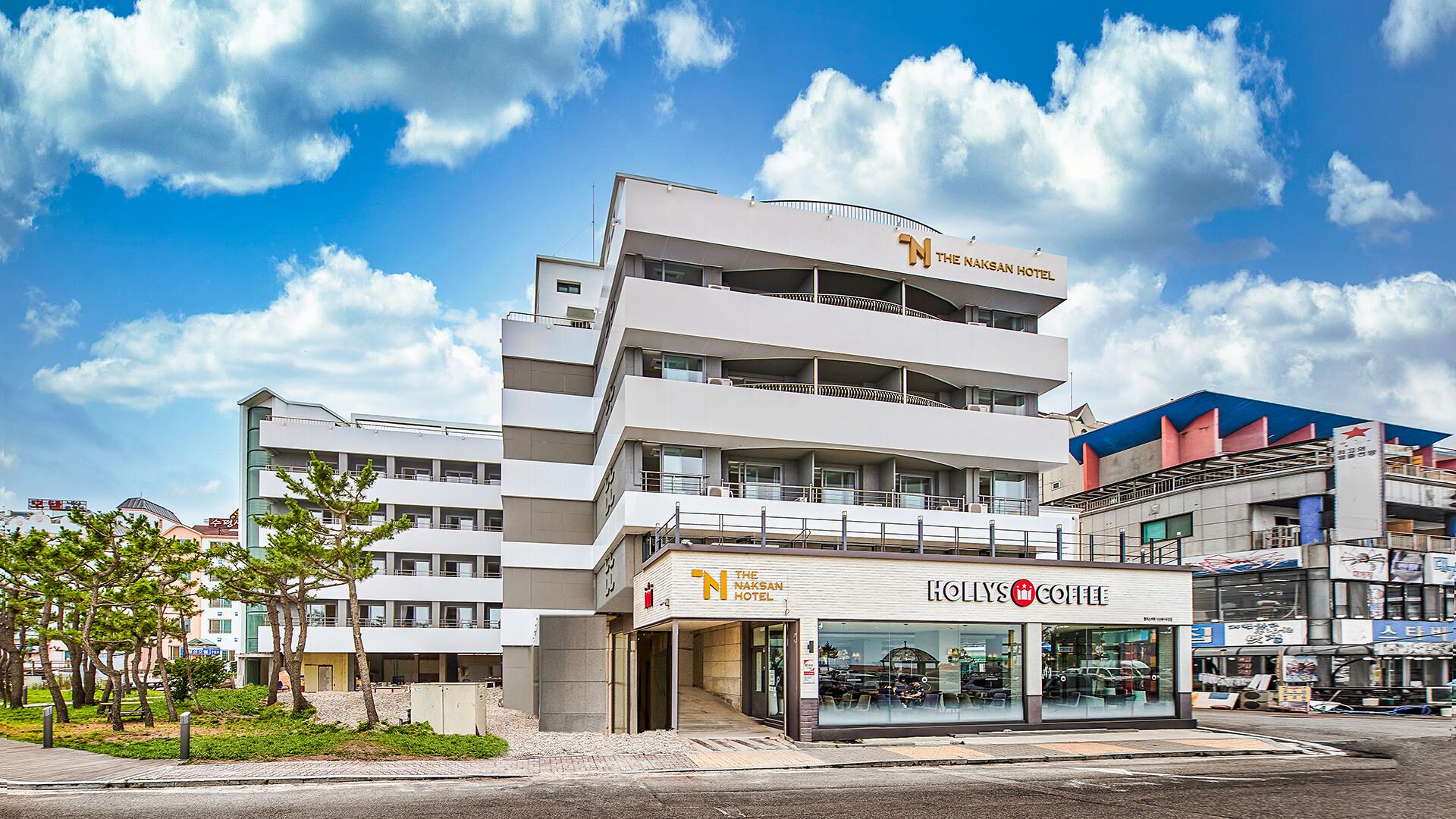 The Naksan Hotel