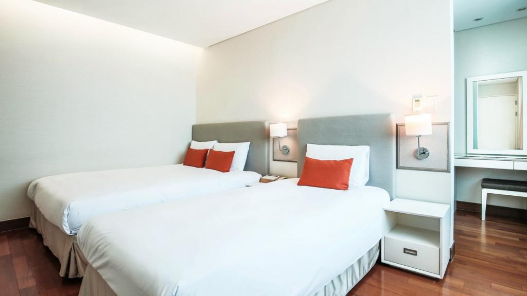 Prince Hotel Myeongdong-14