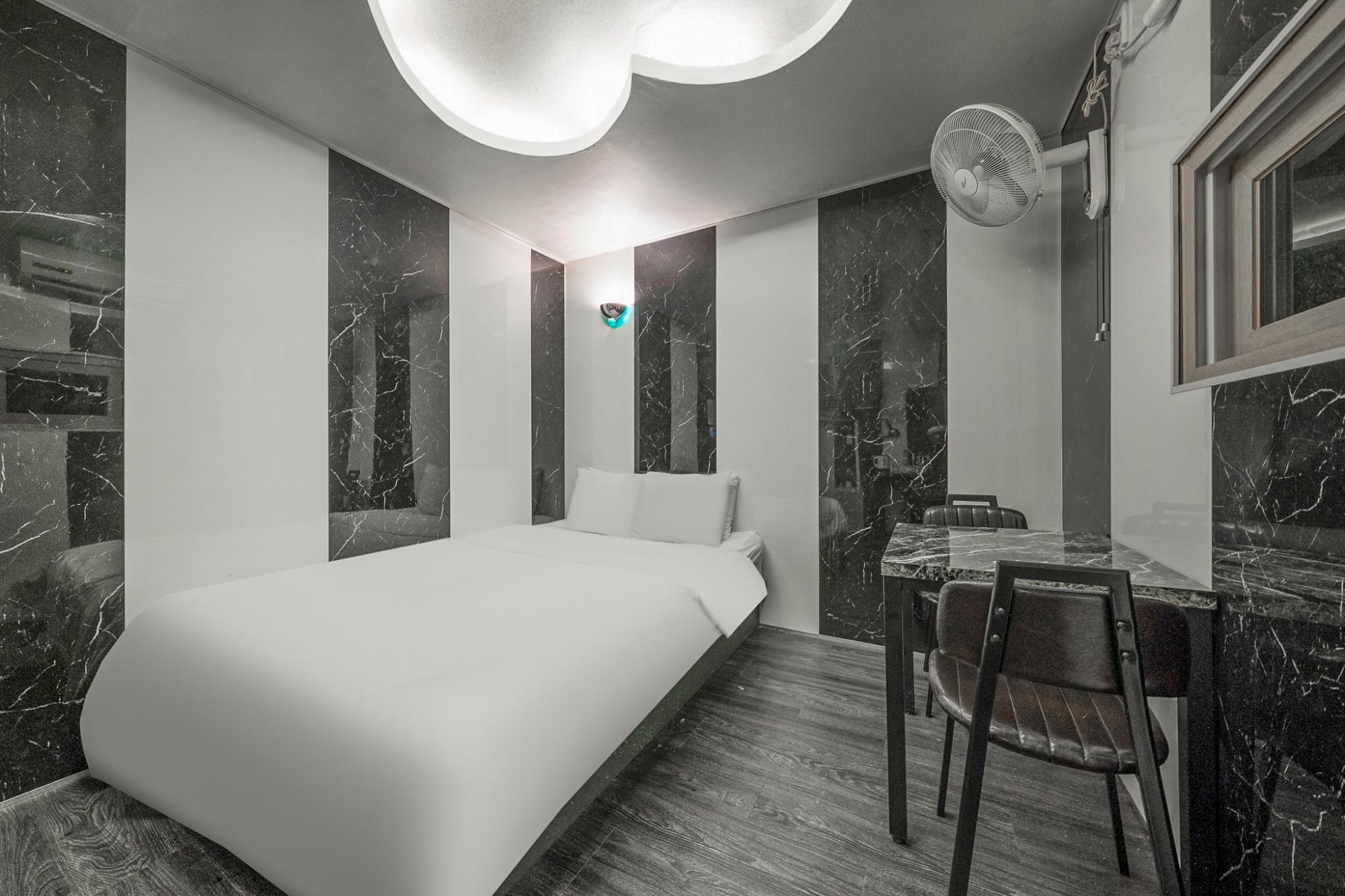 Suwon (Yeonmu-dong) Noblesse