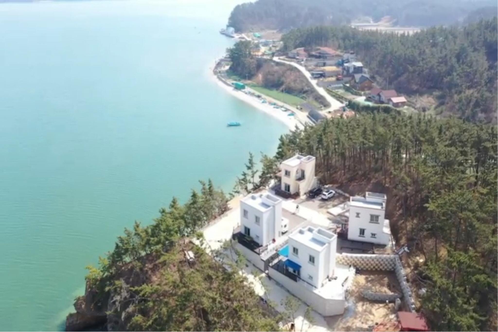Taean 1016 Village Pension