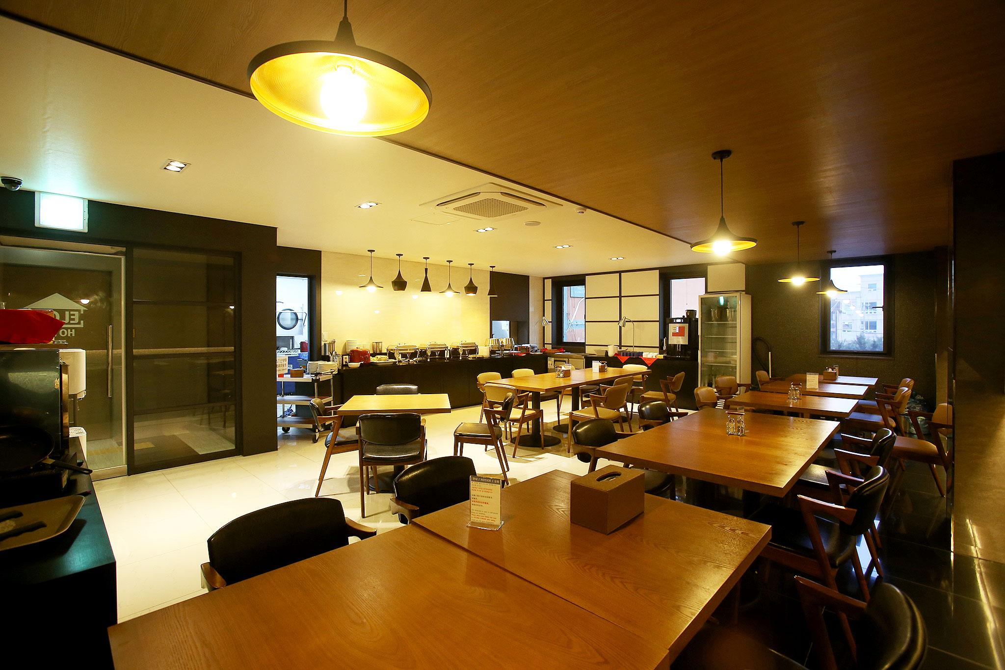 Hwaseong Elgar Tourist Hotel-18