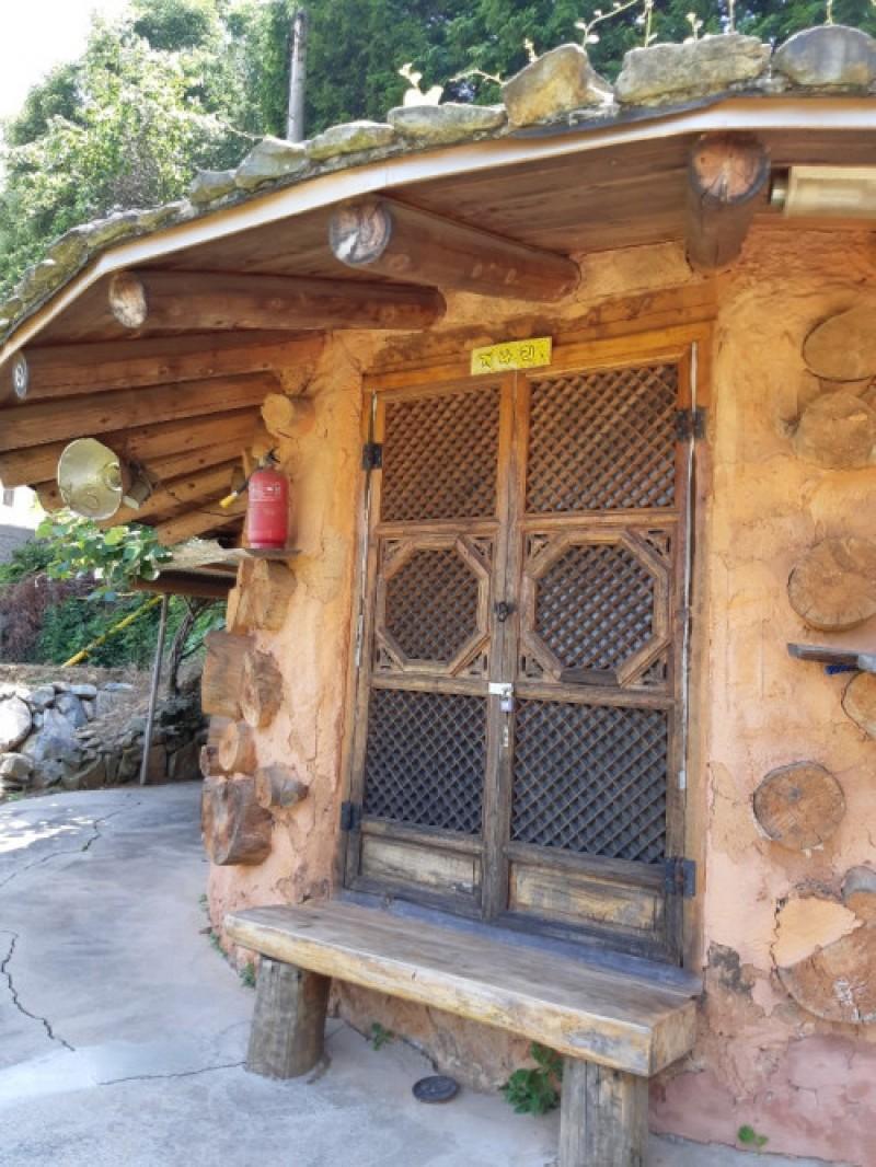 Namhae Pyeonbaekwangto Hanok Pension