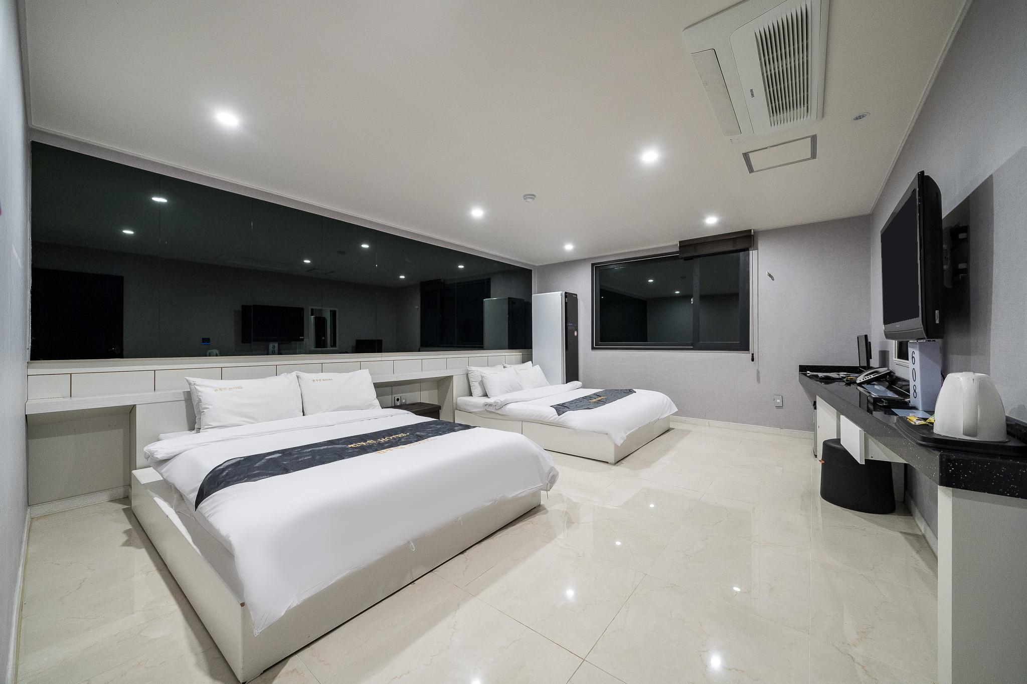 Mokpo HOTEL QUEEN (Hotel Queen)