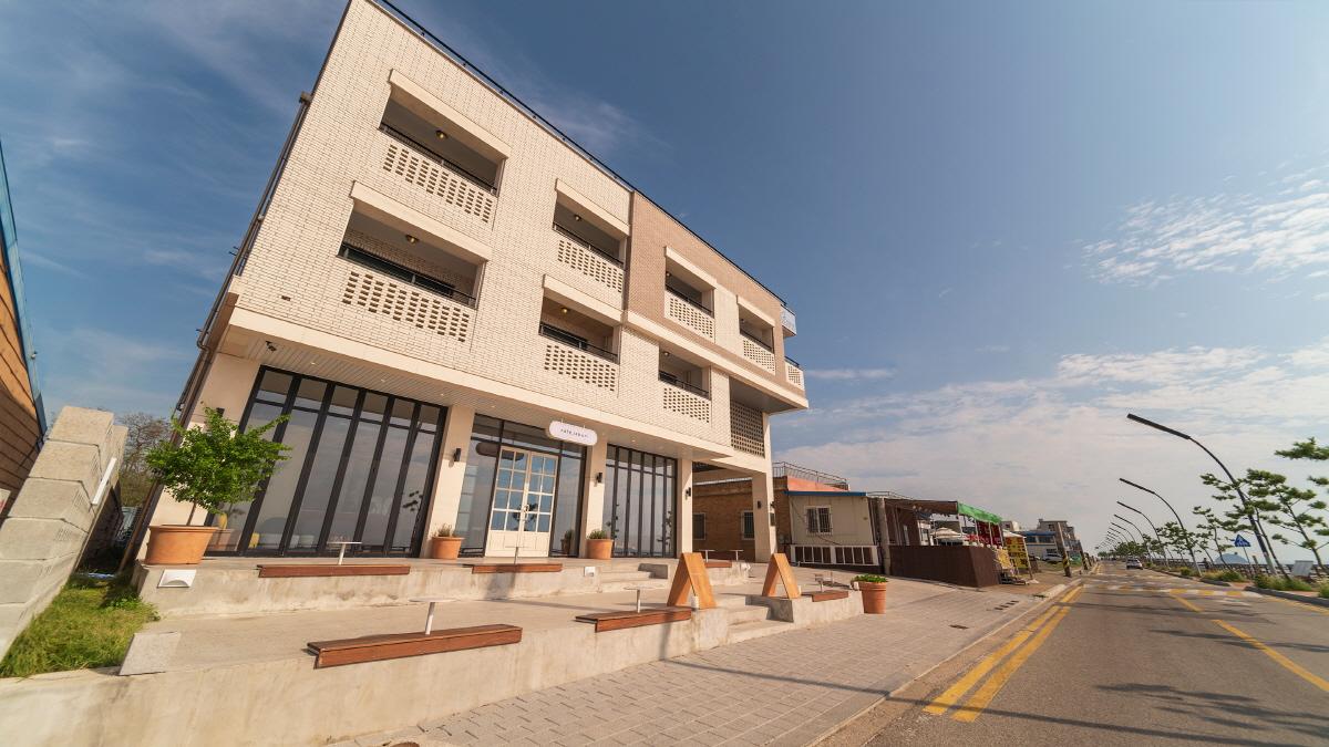 Jebudo Brick Stay Pension