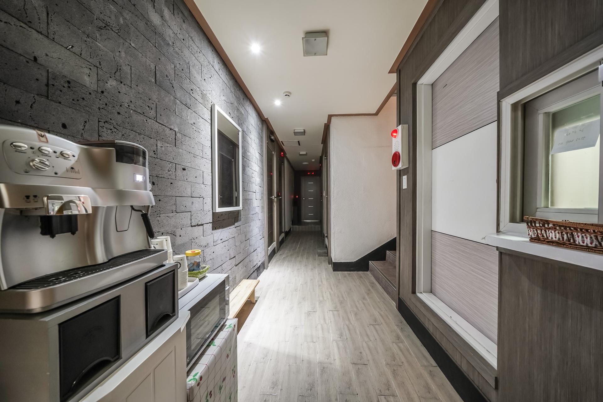 Yongsan Pyeongan Motel-2