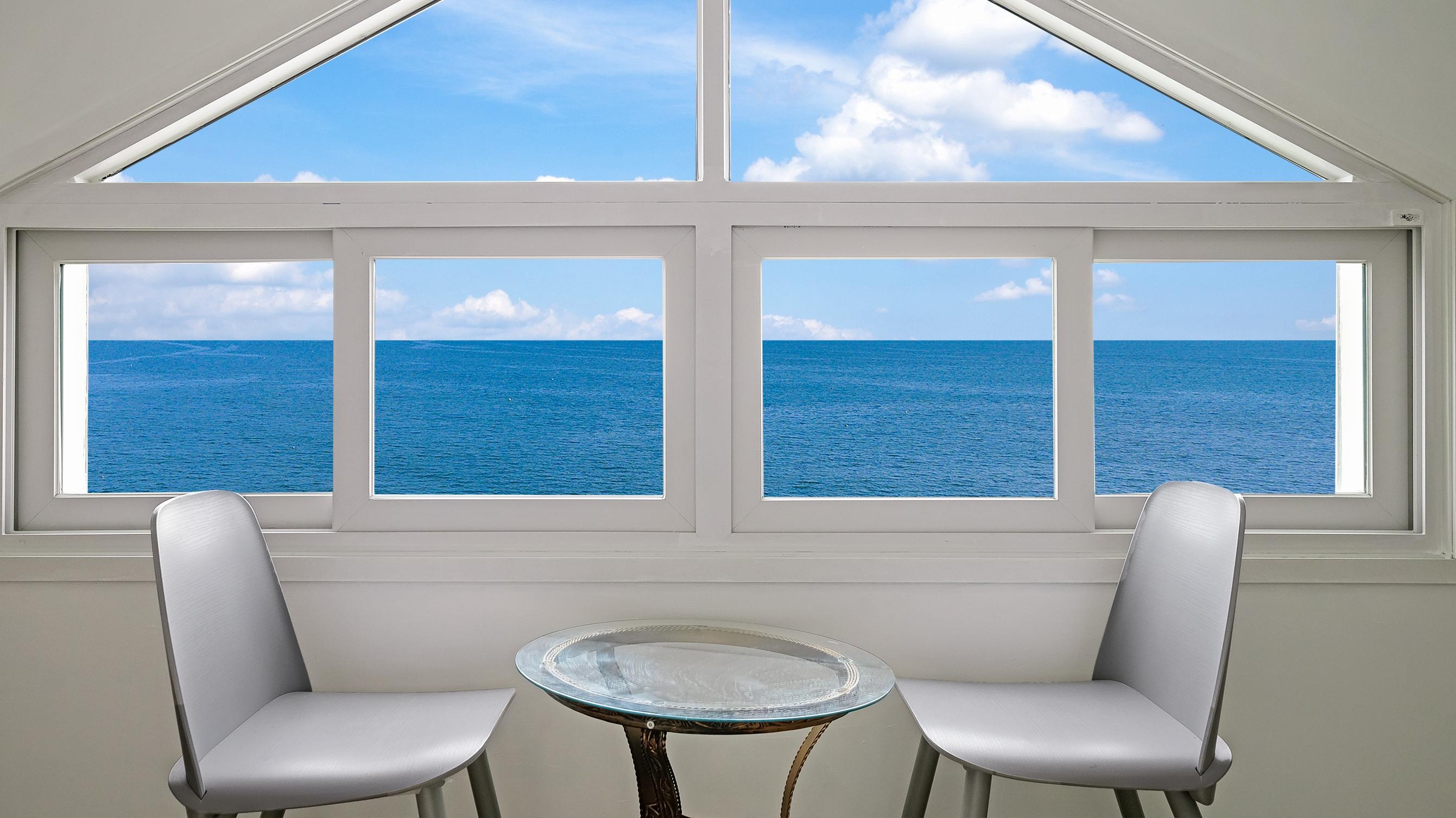 Namhae Montmartre Spa Pension