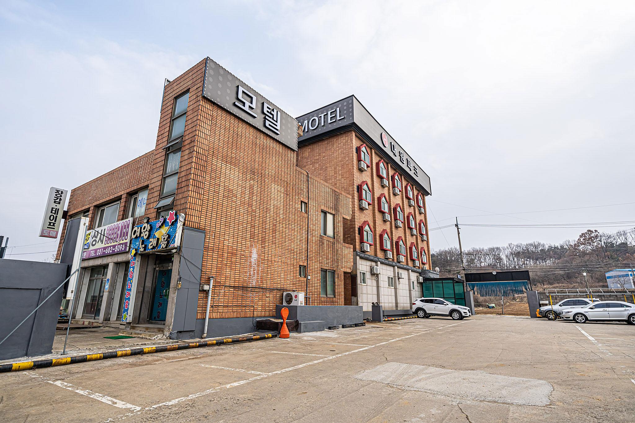 Pyeongtaek Daewon Park-5