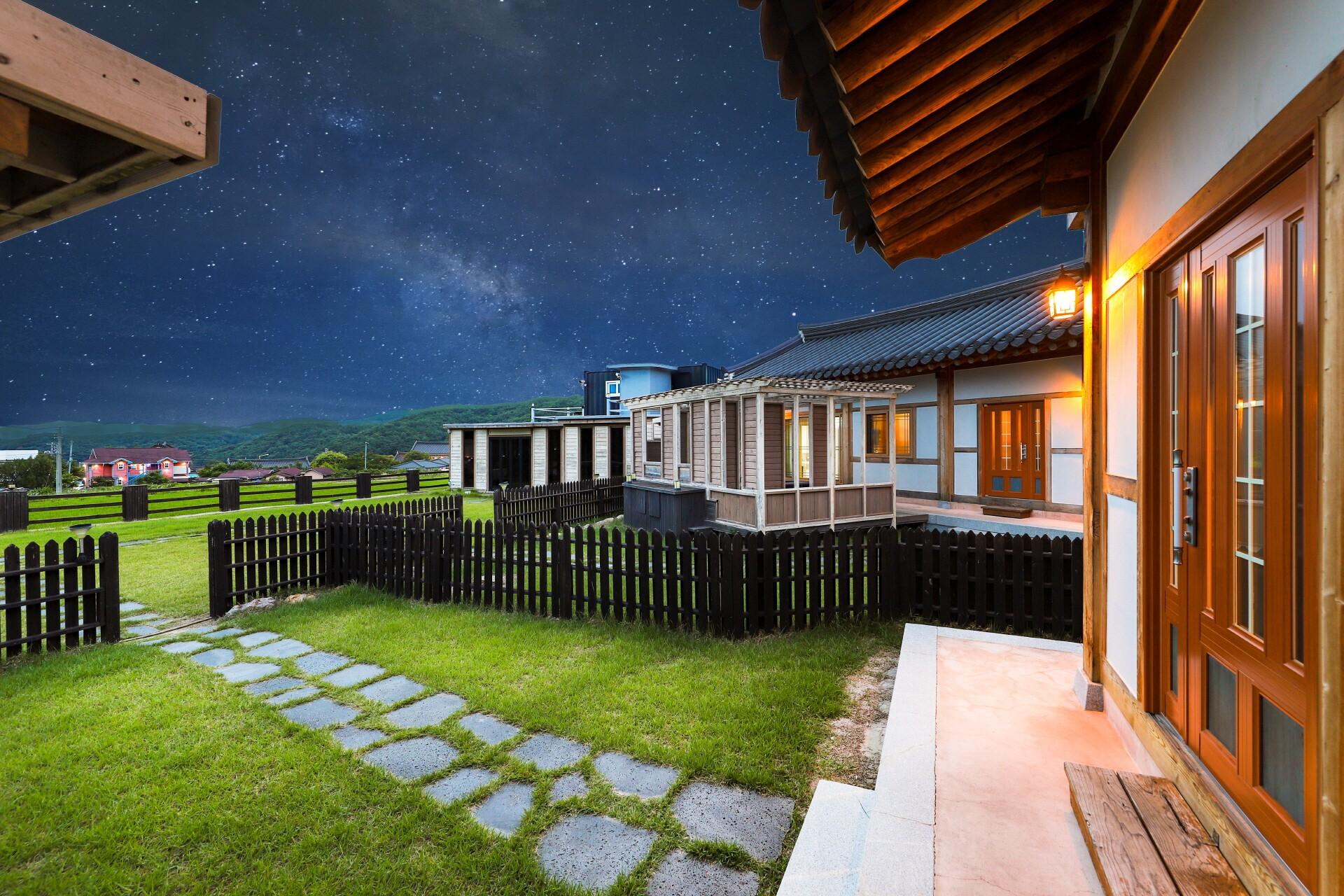 Eunmaru Hanok Kidz Poolvilla and Couple Spa-25
