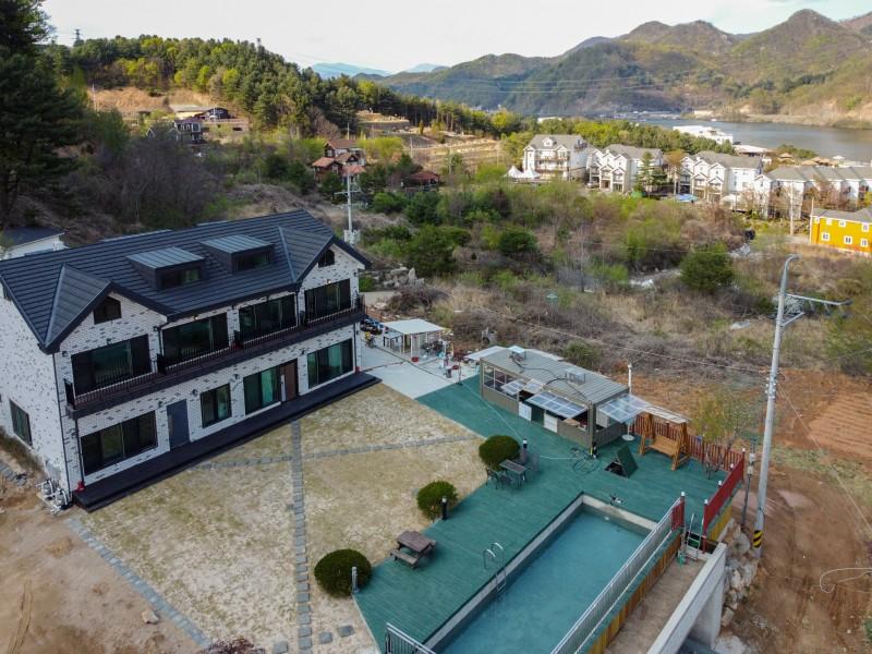 Gapyeong Seravi Pool Villa-26