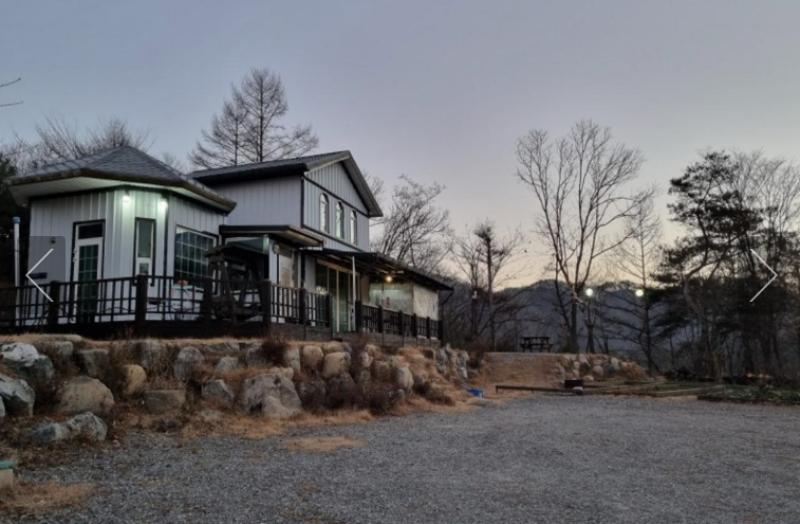 Hongcheon Hillhouse Pension