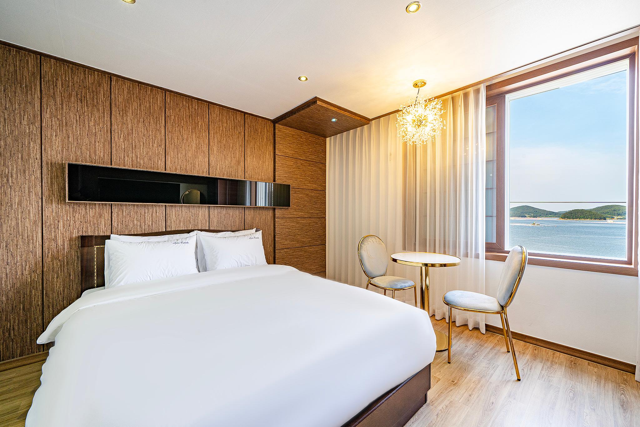 Tongyeong Hotel Ramada