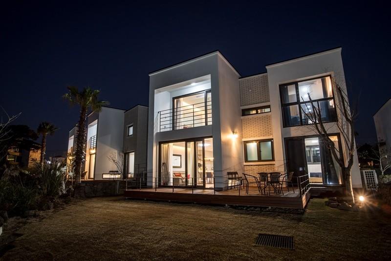 Jeju Aewol Ocean Town House Pension