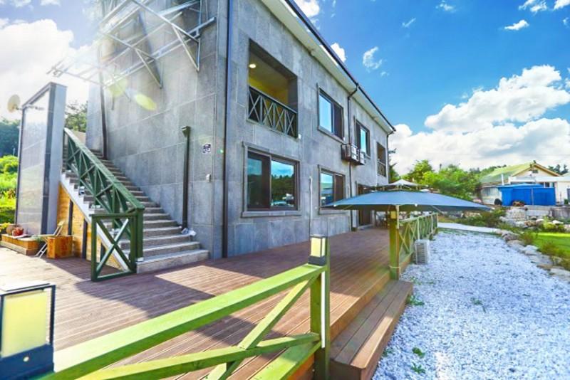 Uljin Dolbit Pension