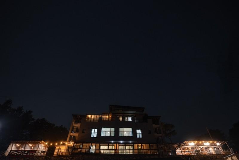 Gapyeong River House Pension-10