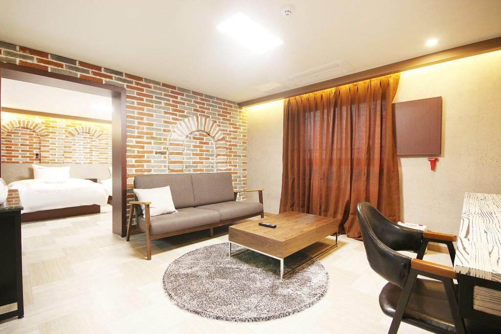 Mokpo Mondavi Hotel