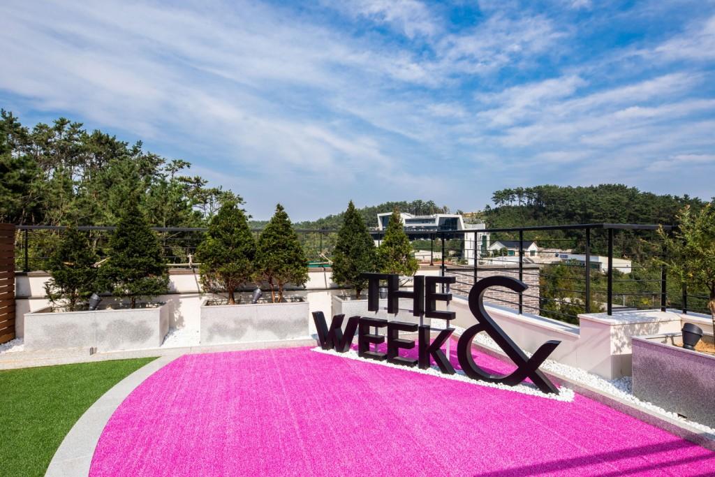 The Week& Resort-80